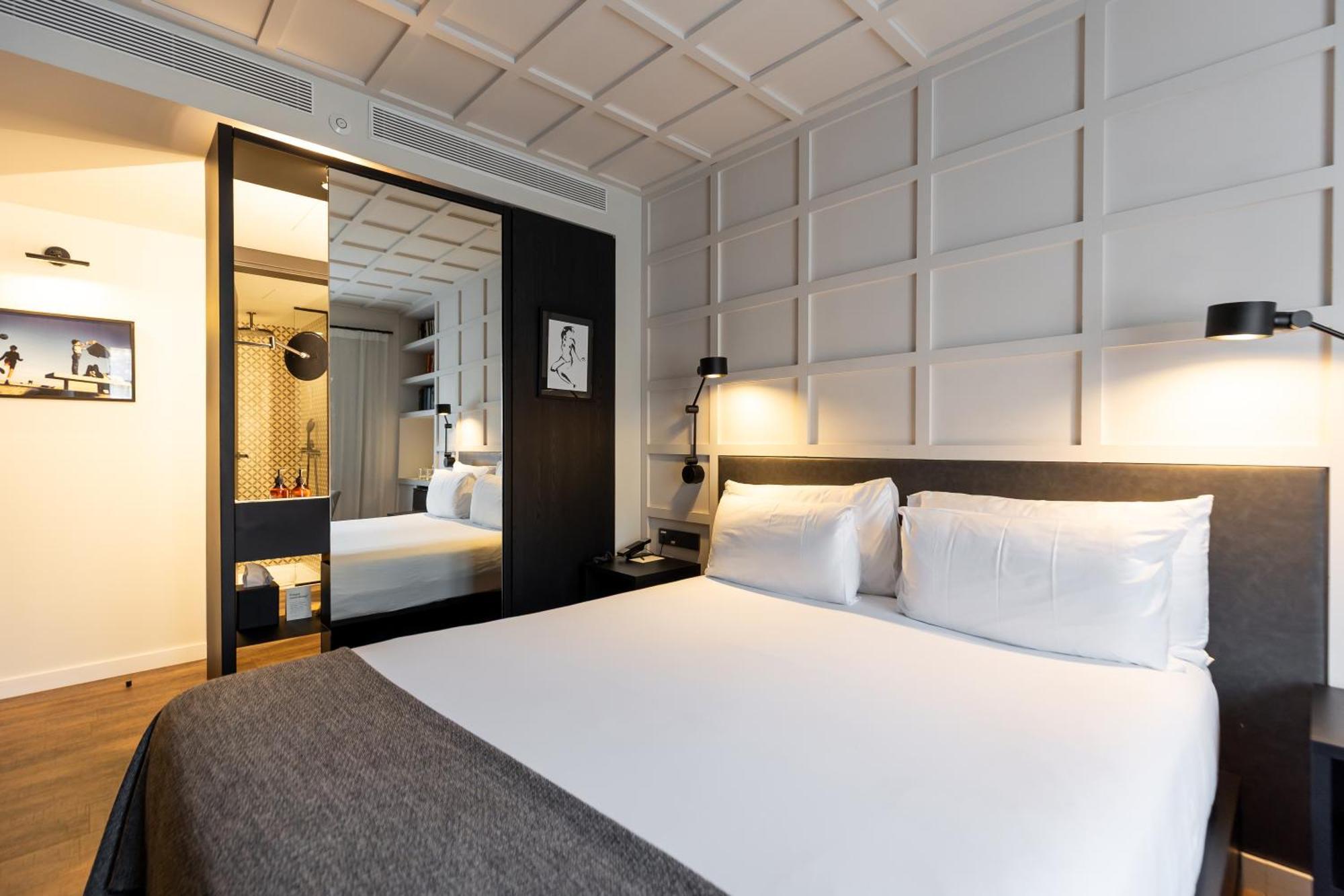Yurbban Ramblas Boutique Hotel — Photos 3